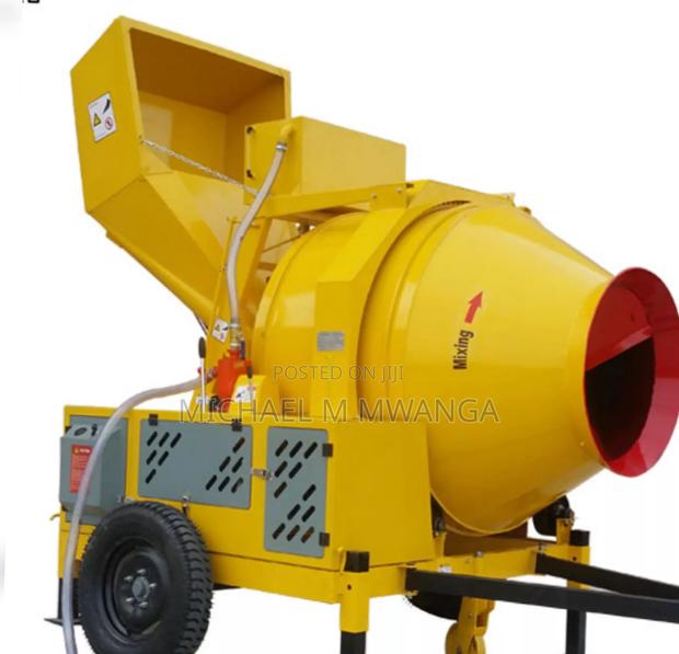 Durable Self Loading Concrete Mixer Machine - main view