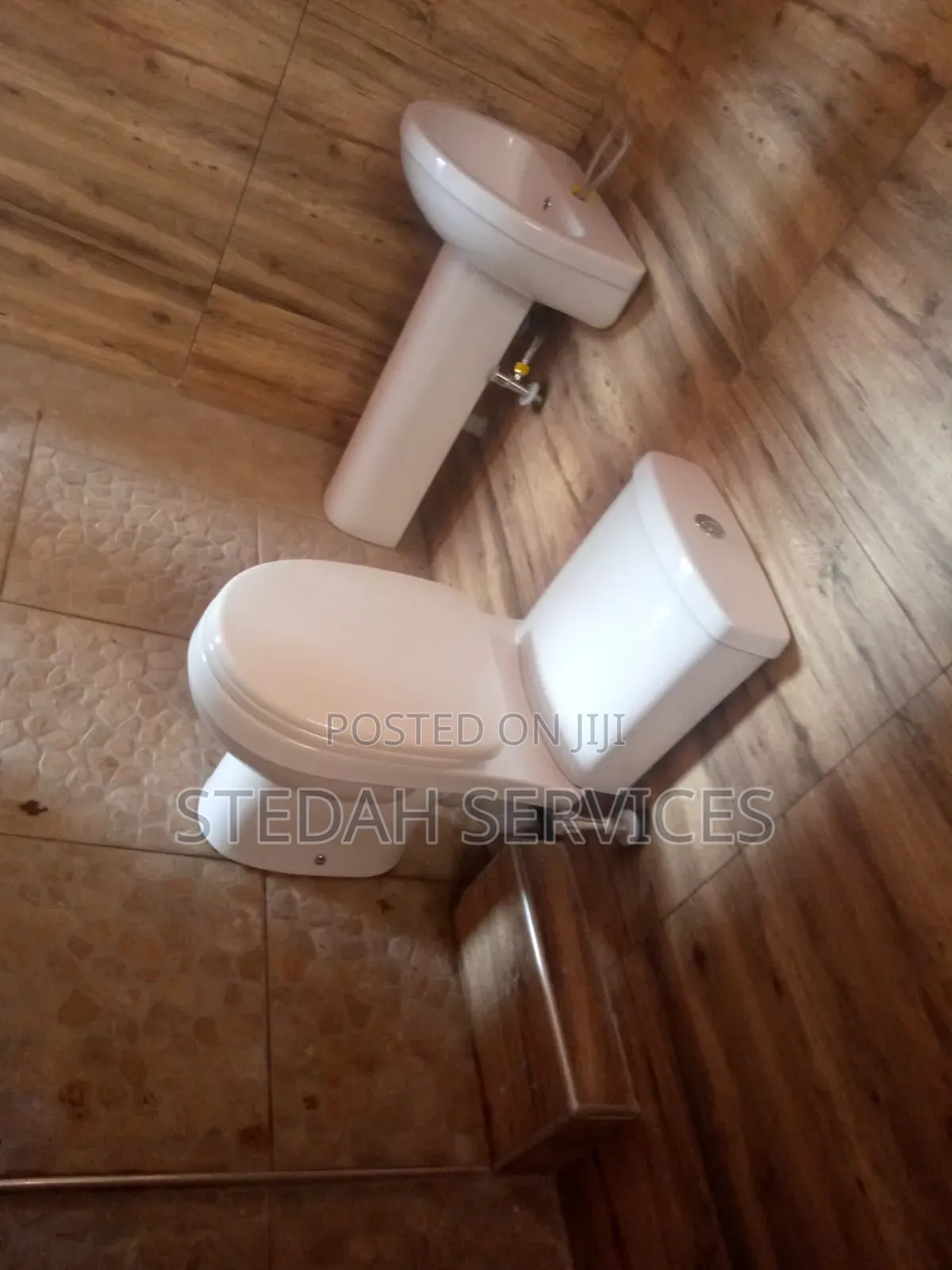 Toilet Repair/Unclogging