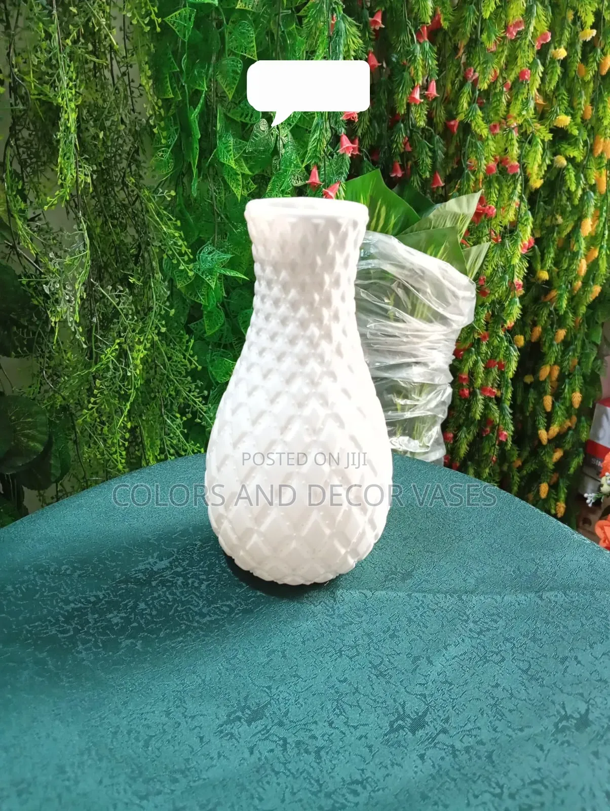 Pretty Plastic White Flower Vase