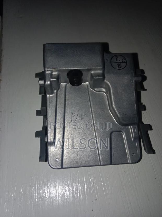 Rav 4 2018-2022 Front Windscreen Camera(Pre-Collision Sensor) - thumbnail 2