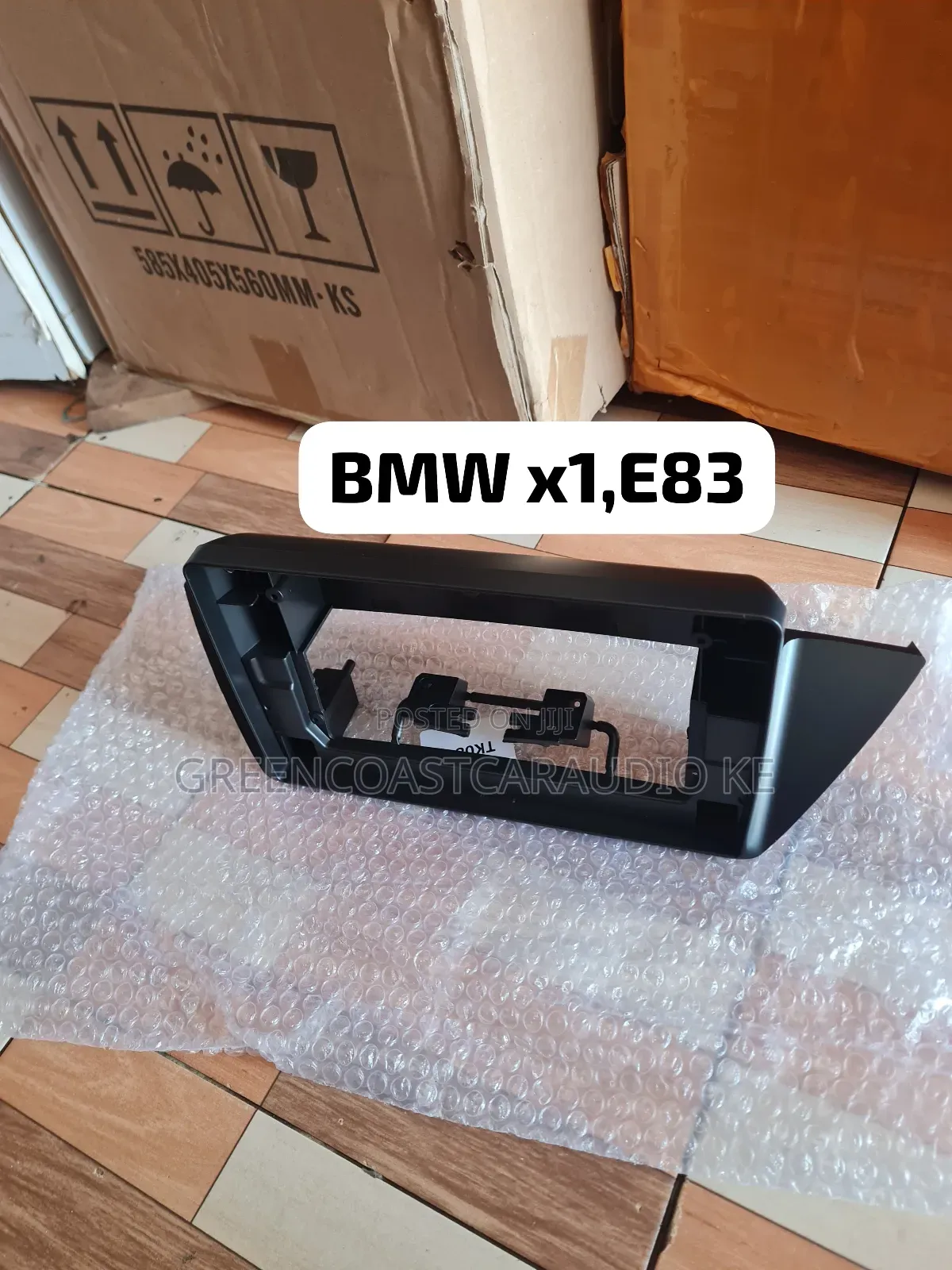 BMW X1 E83 Android Radio Frame or Console