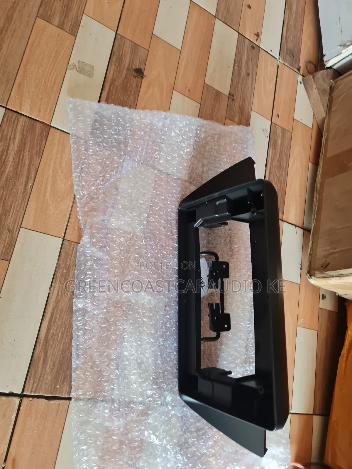 BMW X1 E83 Android Radio Frame or Console