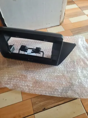 BMW X1 E83 Android Radio Frame or Console