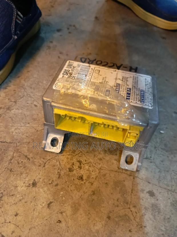 Honda Accord SRS Module. - thumbnail 2