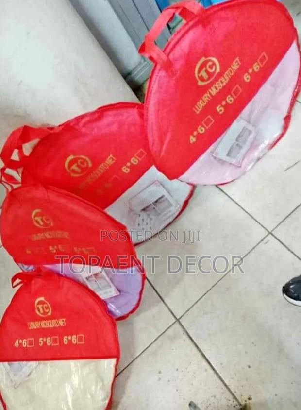 Small Size Bed and King Size Bed Round Mosquito Net - main view