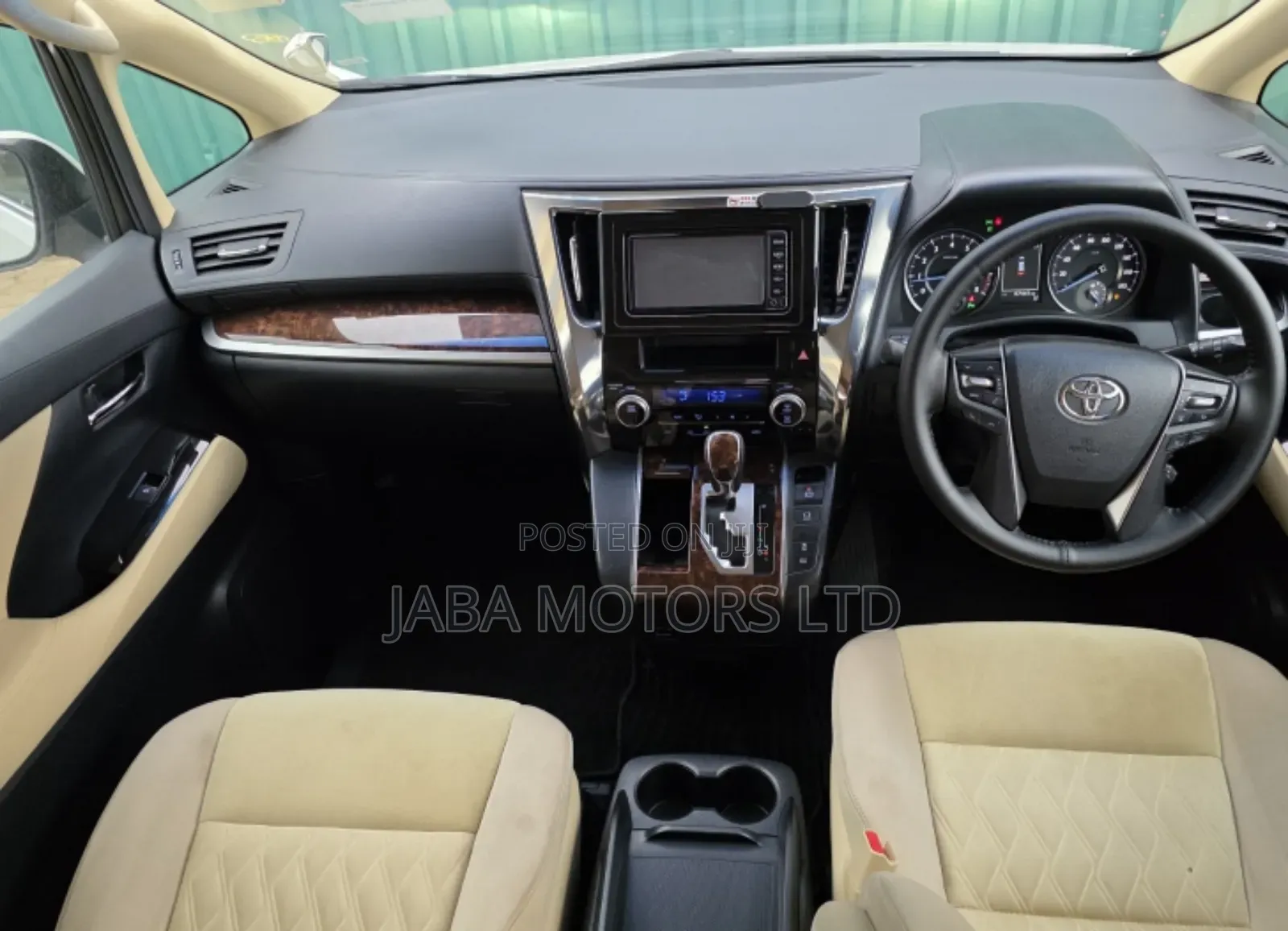 Toyota Vellfire 2018 White