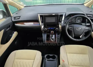 Toyota Vellfire 2018 White