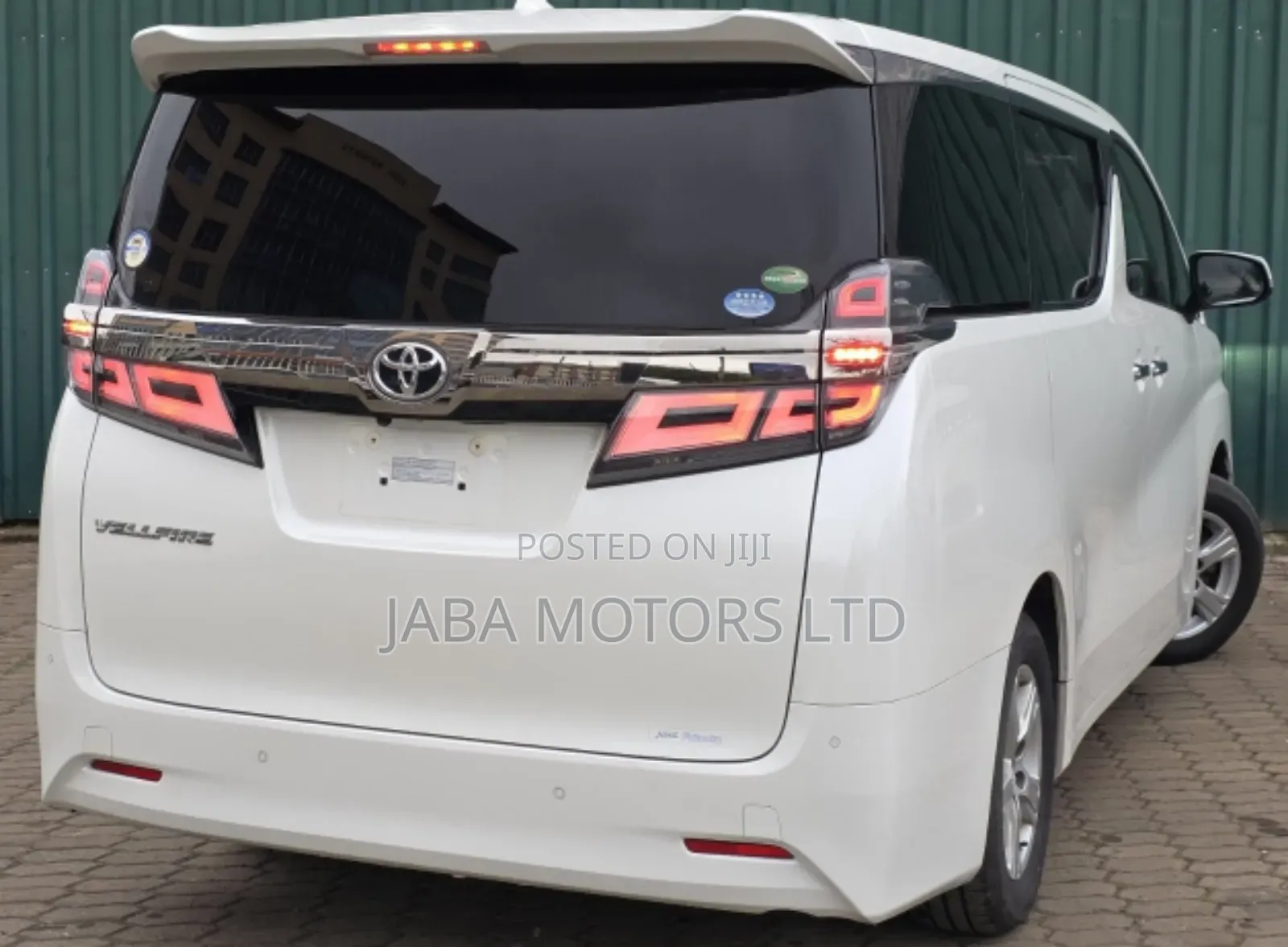 Toyota Vellfire 2018 White