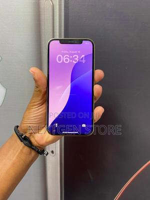 Apple iPhone 12 Pro 128 GB Gold - main view