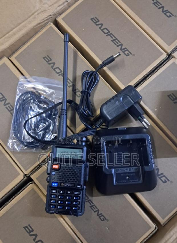 Walkie Talkies With Earpiece and 2800mah Battery(1 Pack-Black) - main view