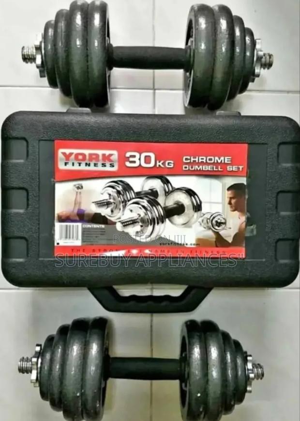 30kgs Generic Chrome Dumbbells Set With Case - main view