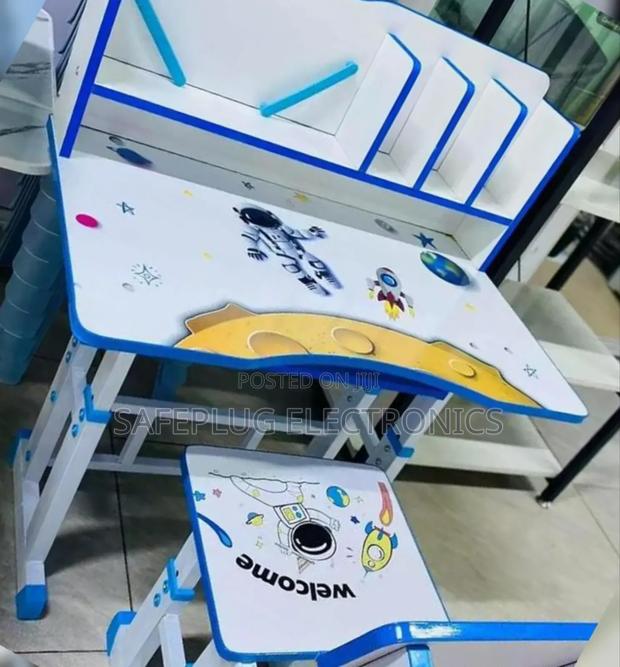 High Quality Elegant Kids Study Table - main view