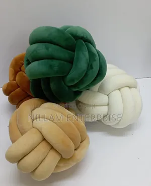 *Knot Pillow Round Ball Home Decor