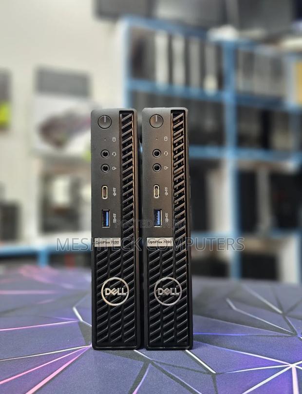 Desktop Computer Dell Optiplex 7090 16GB Intel Core I7 SSD 256GB - thumbnail 4