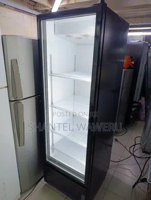 Display Fridge 4trays Black