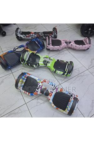 6.5" Smart Hoverboards With Bluetooth Connection and Lights - thumbnail 2