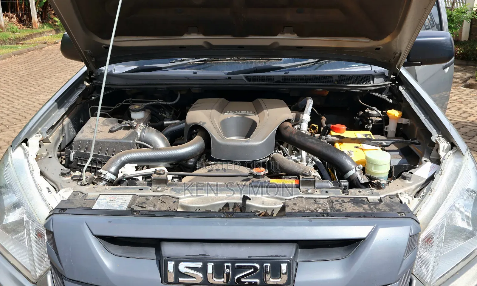 Isuzu D-MAX 2022 Brown