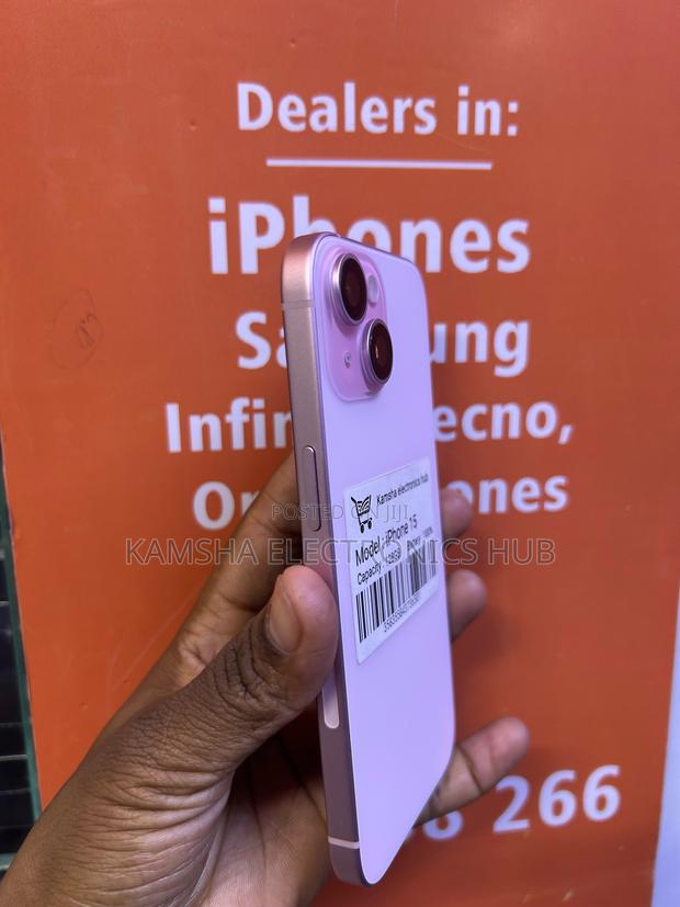 Apple iPhone 15 128 GB Pink - thumbnail 2