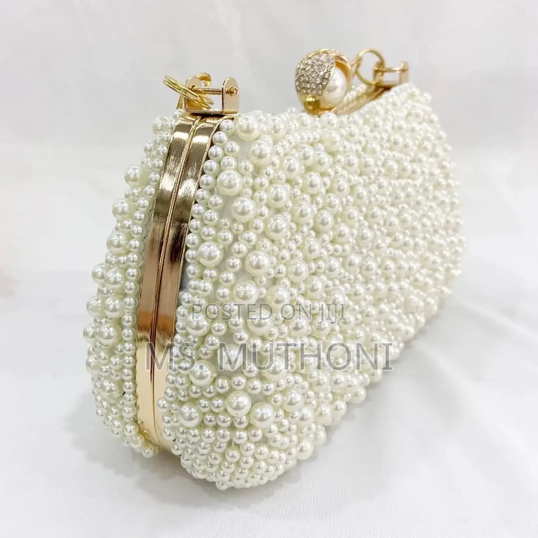 Bridal / Dinner Pearls Embelished Clutch Bags