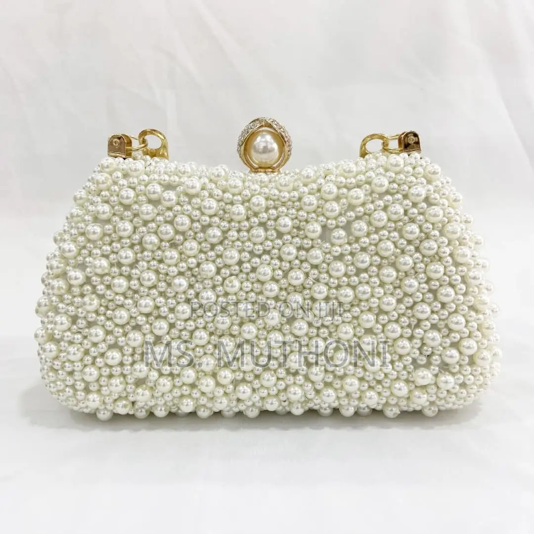 Bridal / Dinner Pearls Embelished Clutch Bags