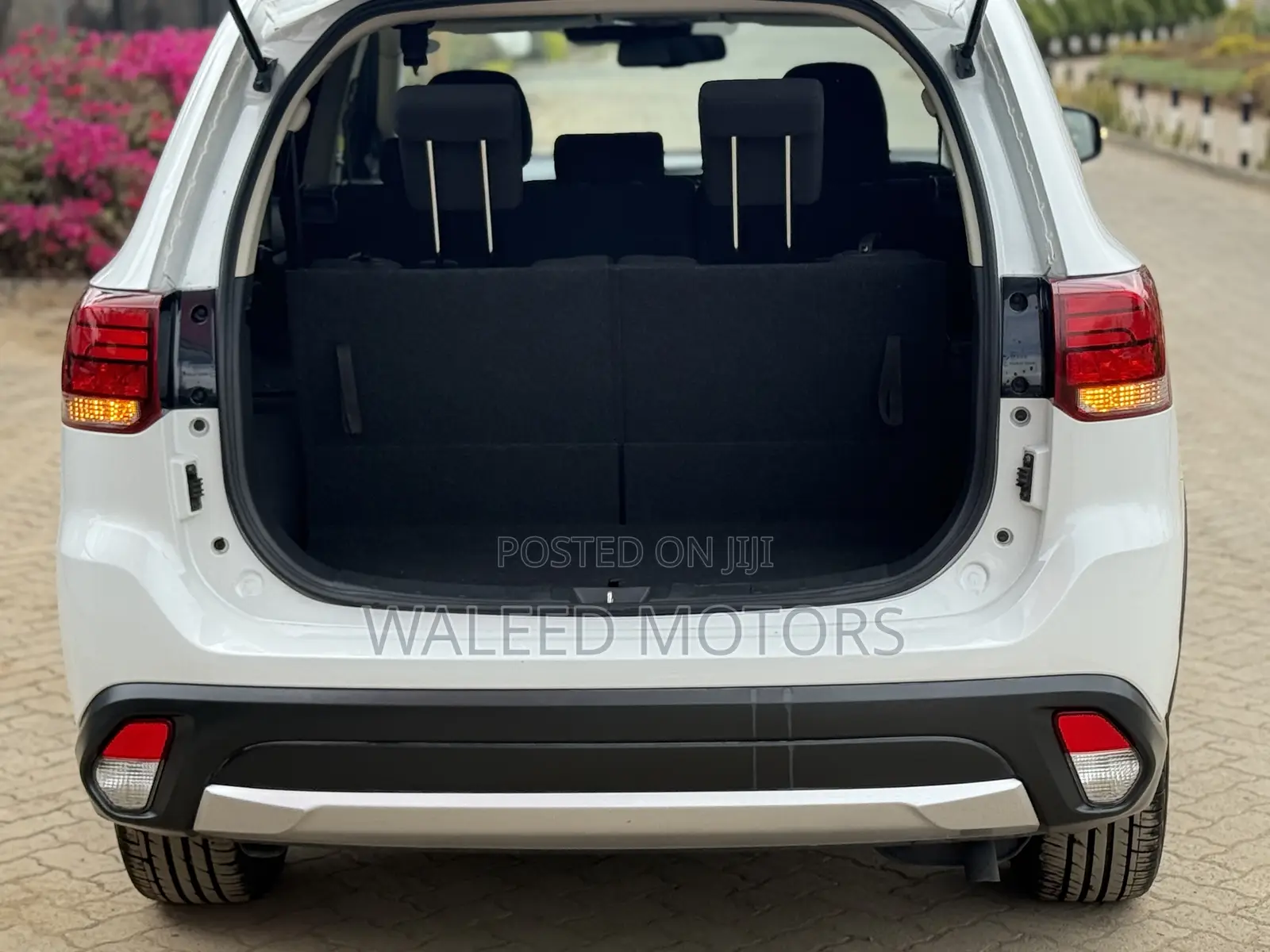 Mitsubishi Outlander 2018 White