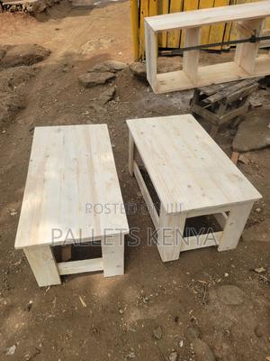 Pallet Coffee Table - main view