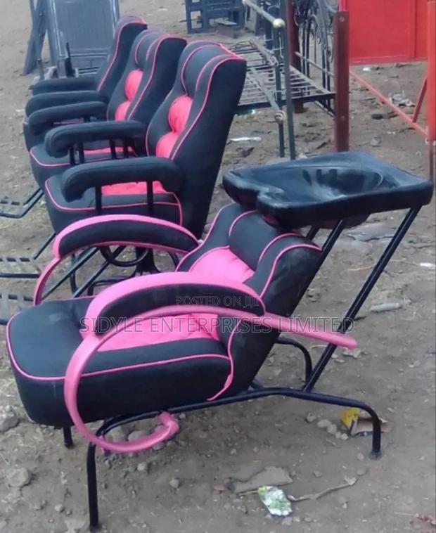 Salon Seats Sink Pink