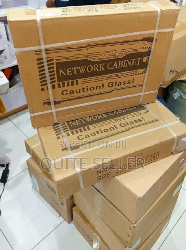 4u Data Cabinet – 450mmx600mm Adjustable Front and Rear - main view