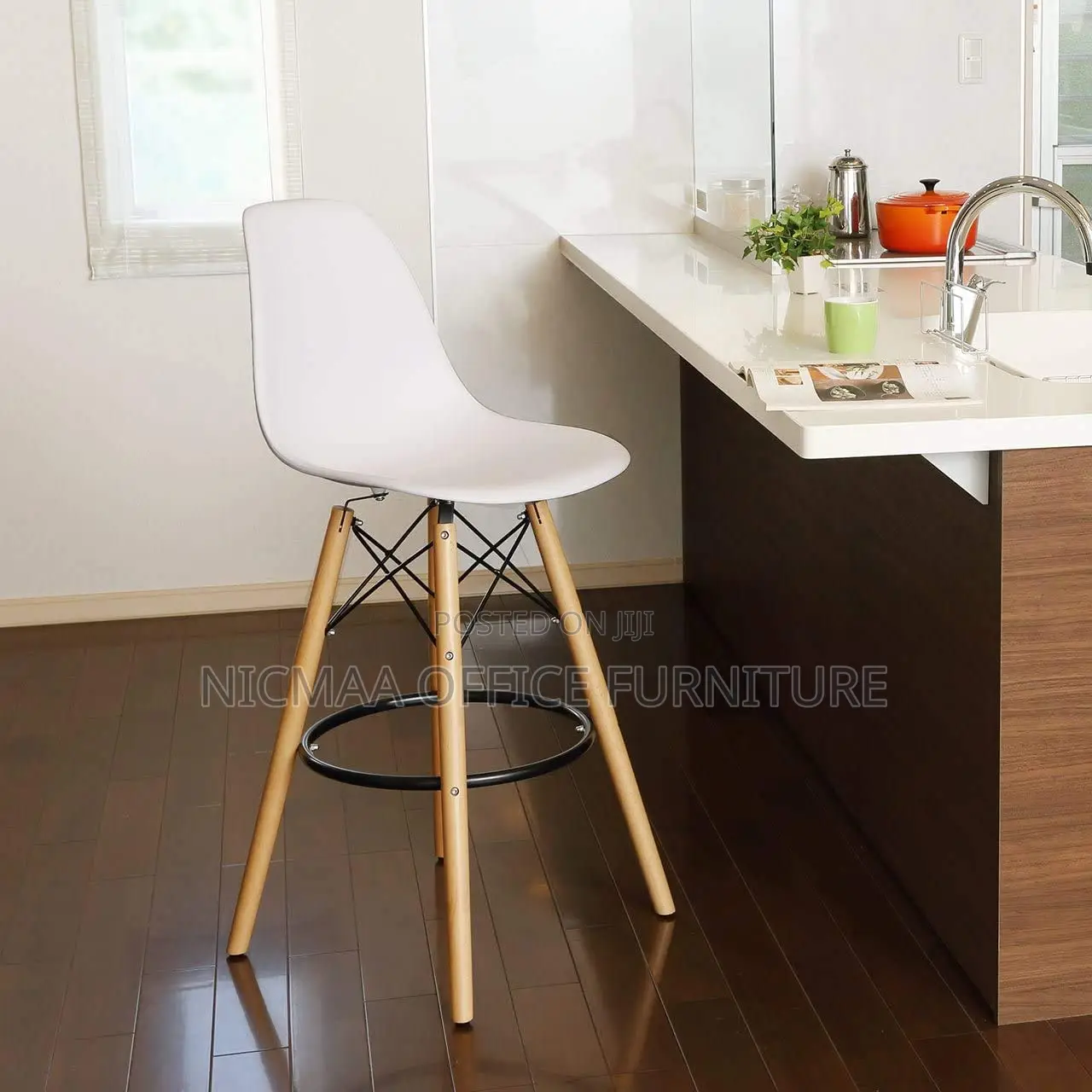 Eames High Counter Non-Padded Seat