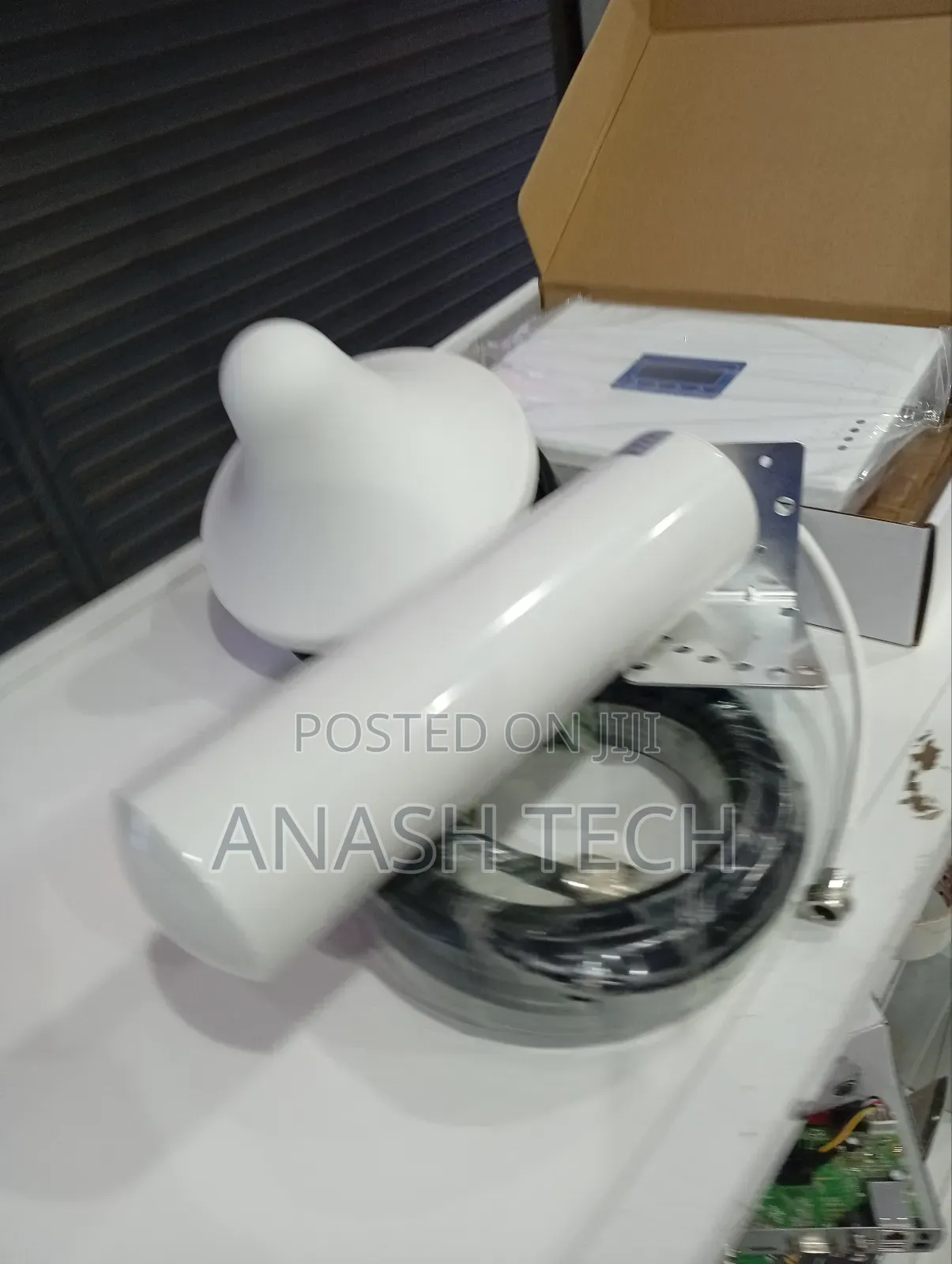 4g, 5g, GSM Mobile Signal Booster Devive
