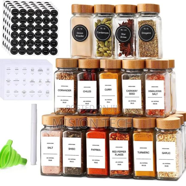*29pcs Set Glass Storage Spice Jars With Bamboo Lid