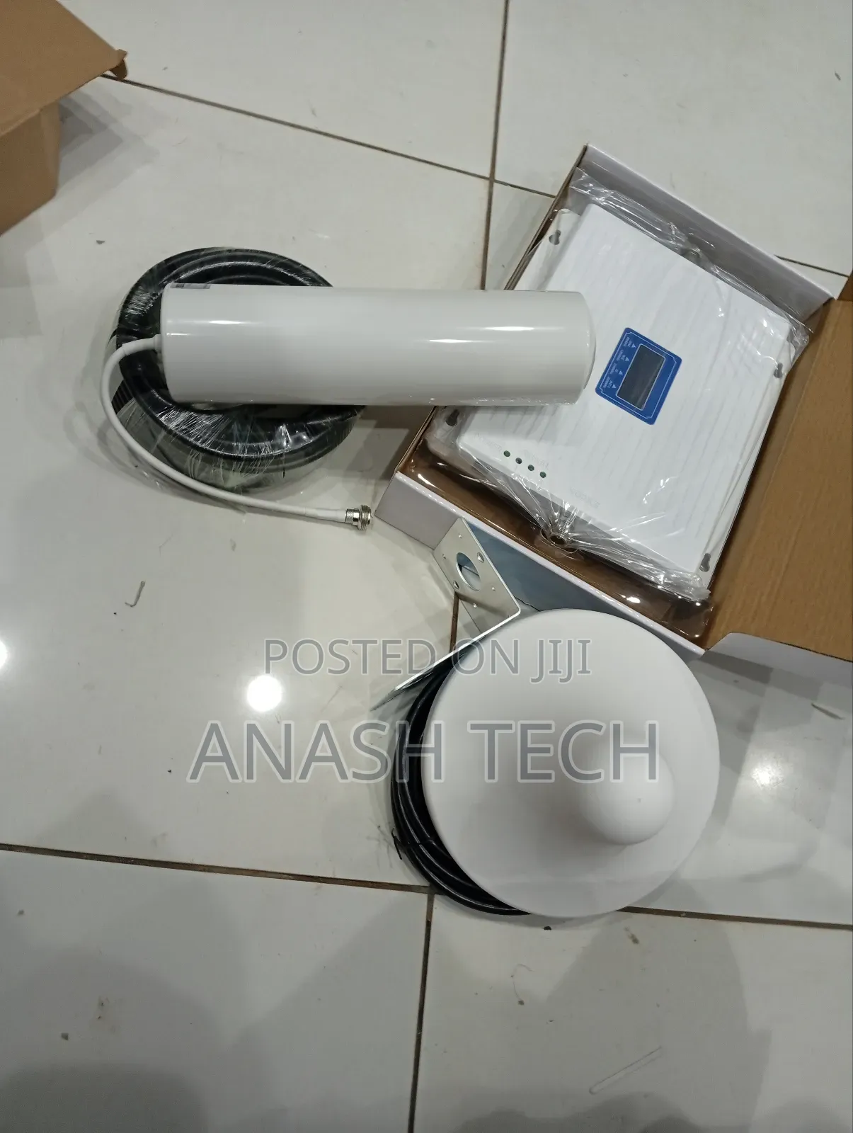 5g 4g Lte 1700/2100mhz Cell Phone Signal Booster