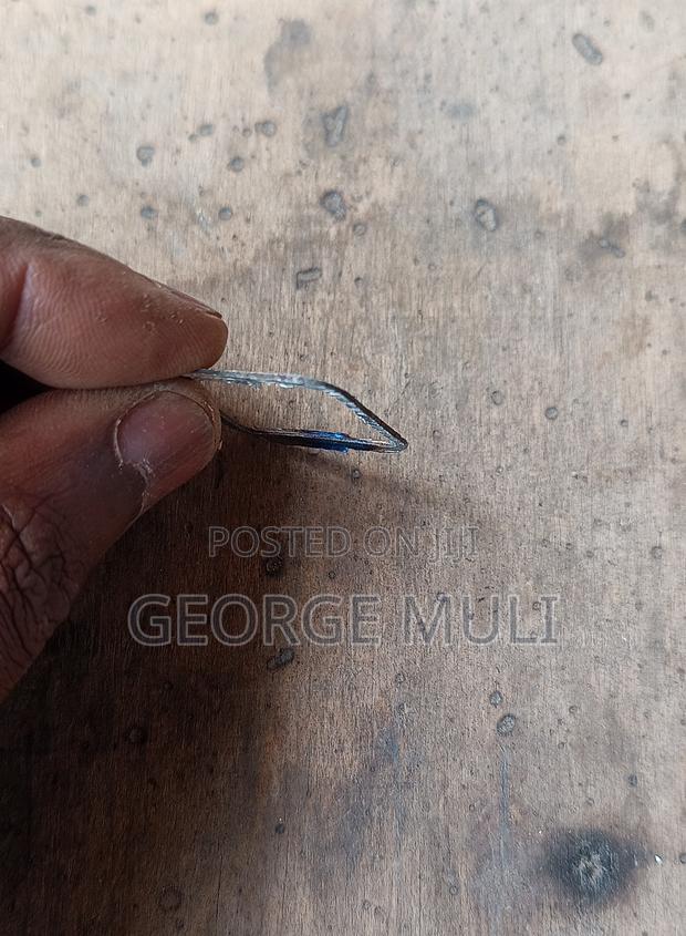 Steel Cutting Portable Bandsaw - thumbnail 2