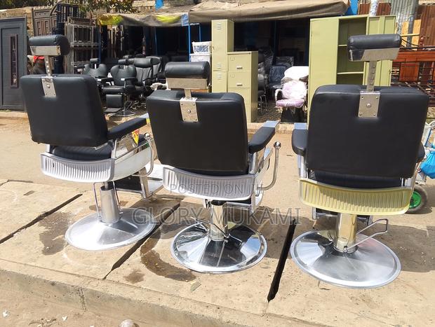 Executive Barber Chairs - main view