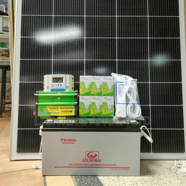 550w Solar - 1000w Inverter - 40a Controller - 200ah Solarmax Battery - thumbnail 2