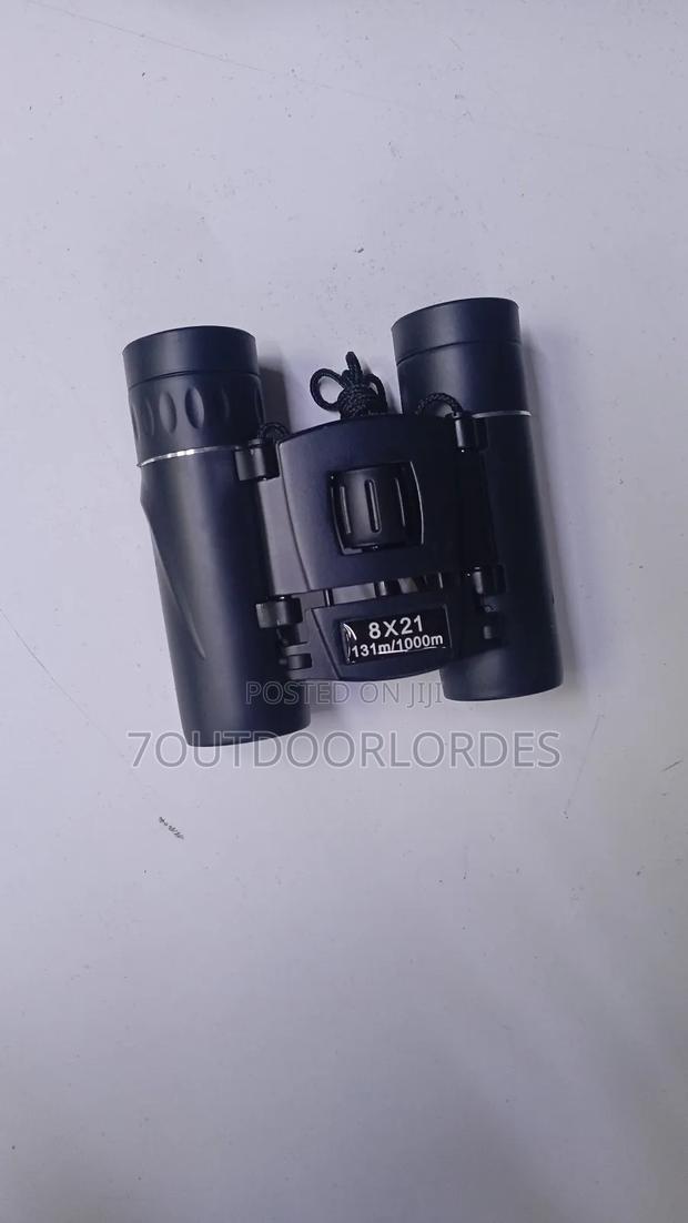 8*21 Binoculars - thumbnail 2