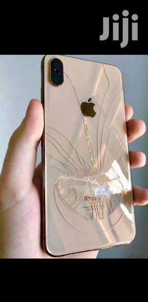 iPhone Screens And Covers