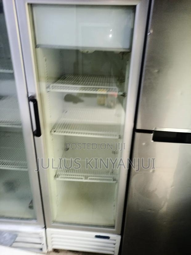 280lt Display Cooler