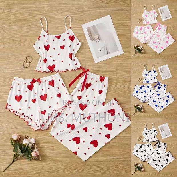 3pcs Pyjamas /Sleepwear Set Size M L and Xl - thumbnail 3