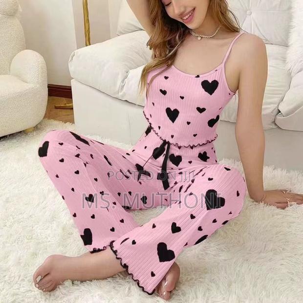 3pcs Pyjamas /Sleepwear Set Size M L and Xl - thumbnail 5
