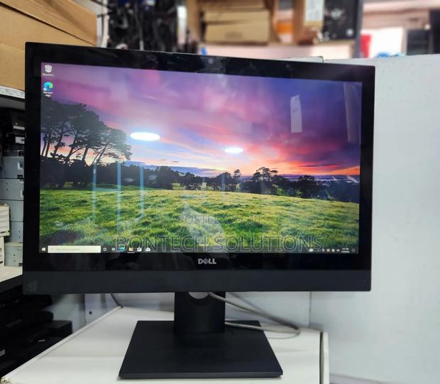 Desktop Computer Dell OptiPlex 7040 16GB Intel Core I7 SSD 512GB - main view