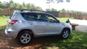 Toyota RAV4 2016 Silver