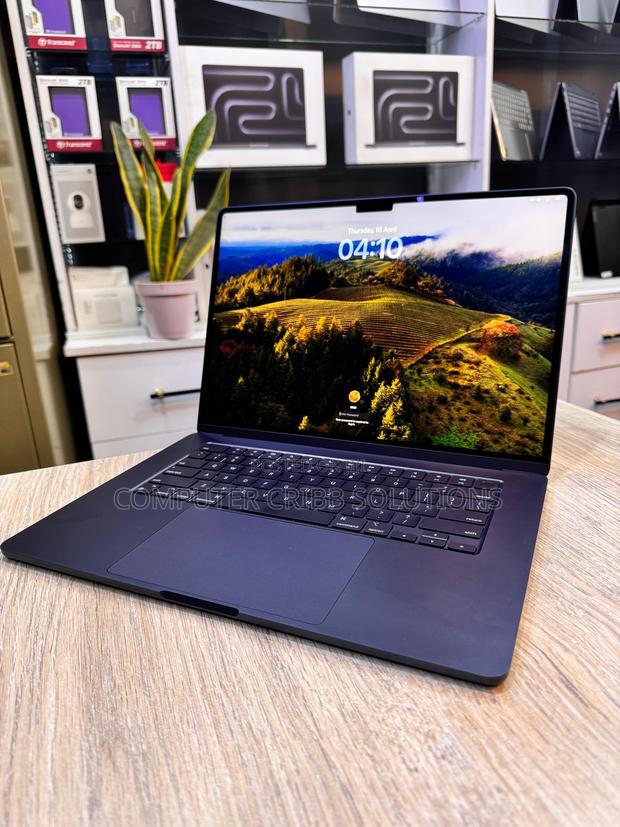 Laptop Apple MacBook Pro 36GB Apple M3 Pro SSD 512GB - main view
