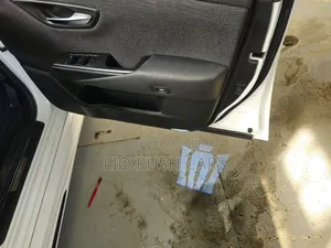 Toyota Crown 2019 White