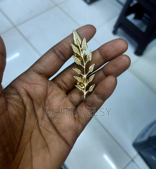 Gold Silver Leaf Lapel Pins - main view