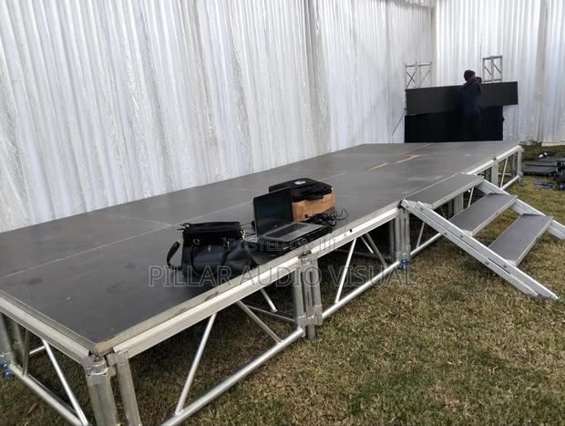 Crusade Corporate Events Stage for Hire, Dias Stage