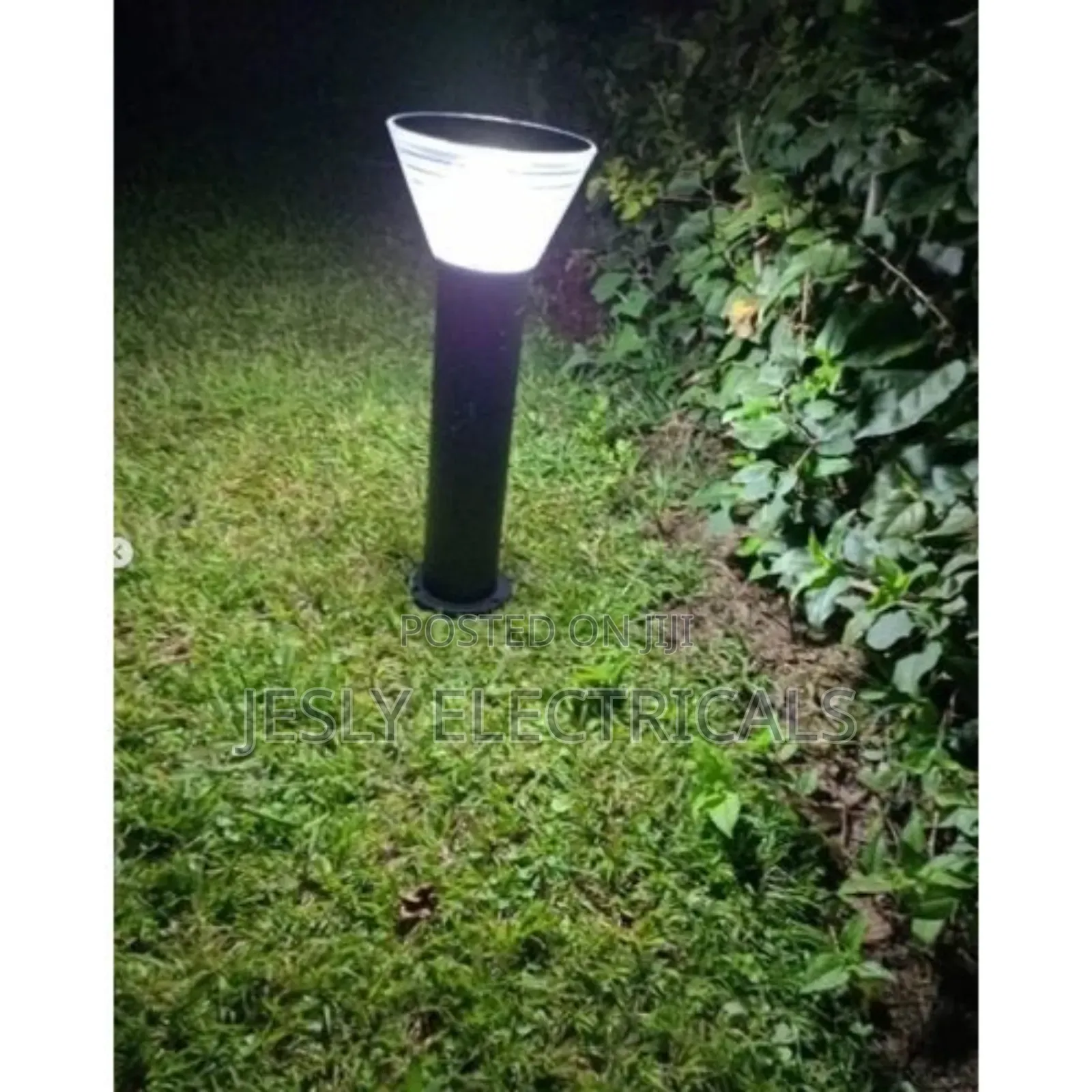 Heavy Duty Solar Garden Light