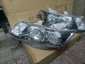 Allion 260 Xenon Headlights.Rhs