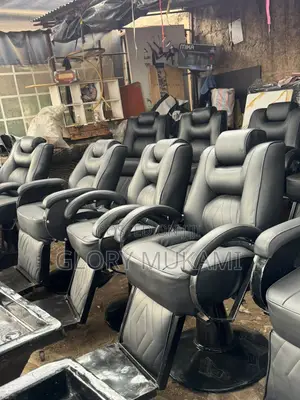 Kinyozi Barber Chairs