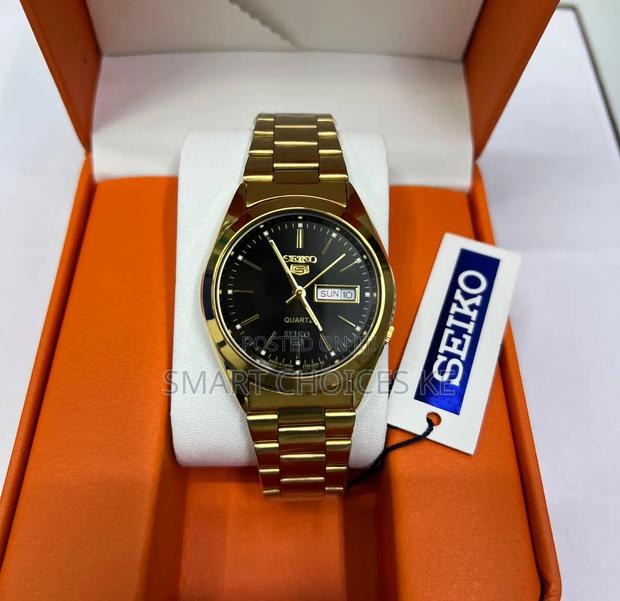 Seiko Unisex Watch Metallic Strap
 Stainless Steel